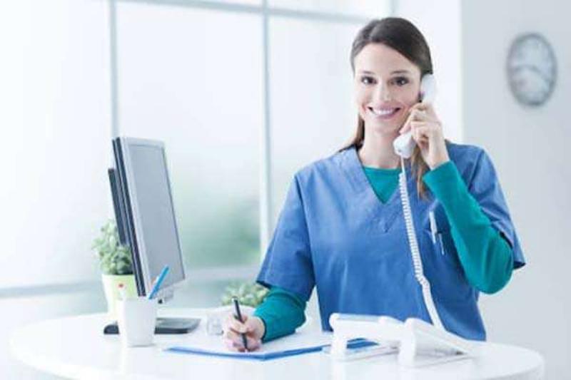 Bác sĩ khoa sản tư vấn