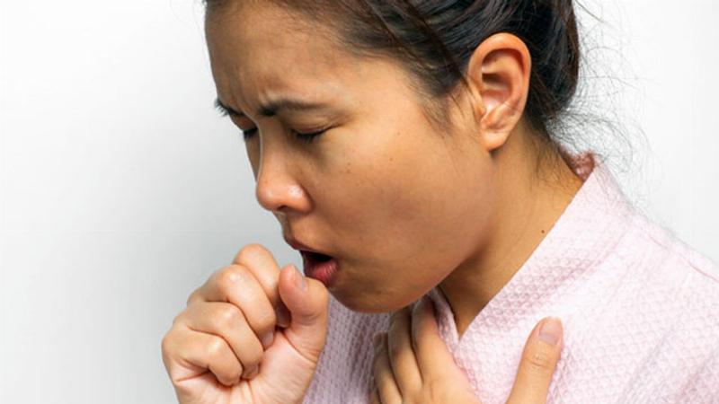 Cách trị ho có đờm tại nhà: Bột nghệ
