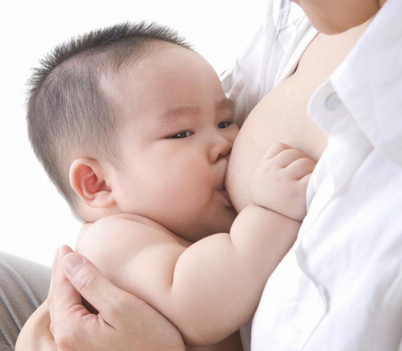 Sữa mẹ tốt nhất cho trẻ sơ sinh