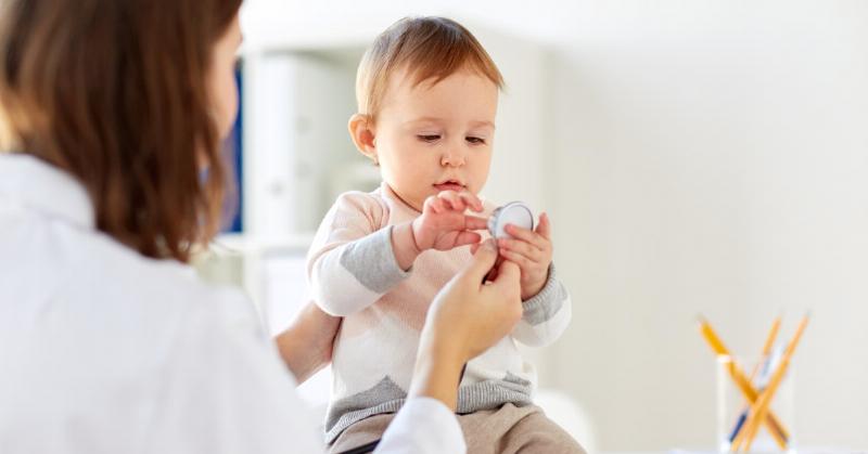 Bác sĩ nhi khoa tư vấn