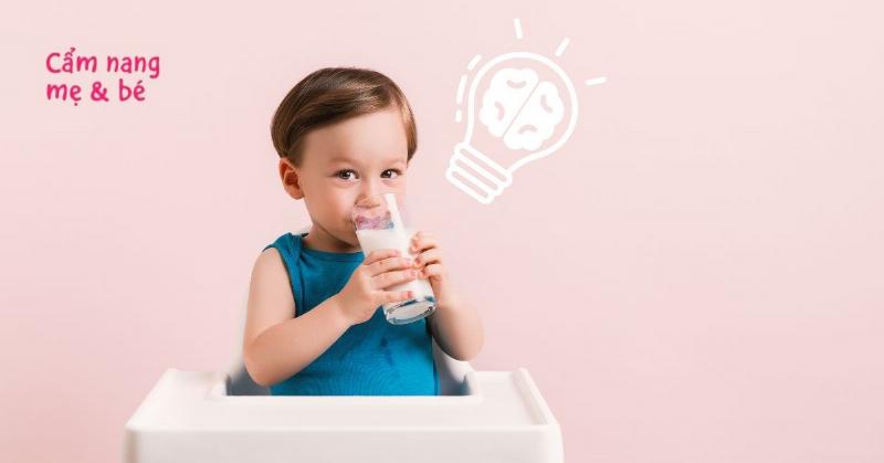Sữa phát triển chiều cao và trí não cho trẻ