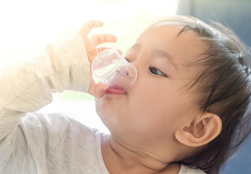 Thuốc tiêu đờm cho trẻ: Siro hay viên?